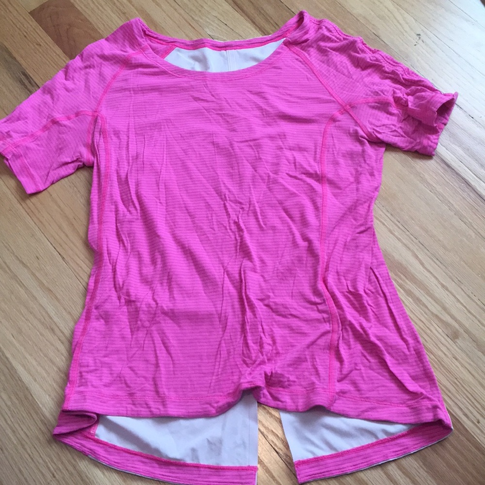 Lulu lemon athletic t shirt
