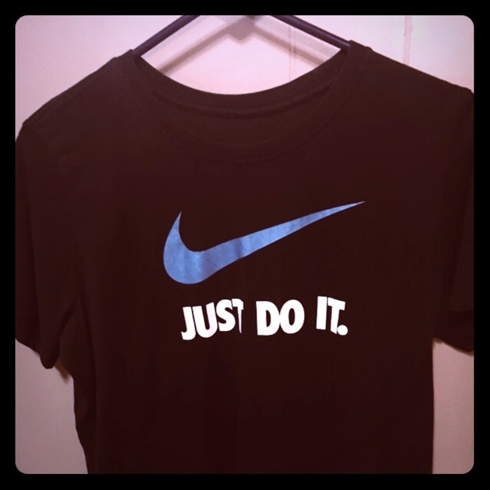 Nike T-shirt Like New XL