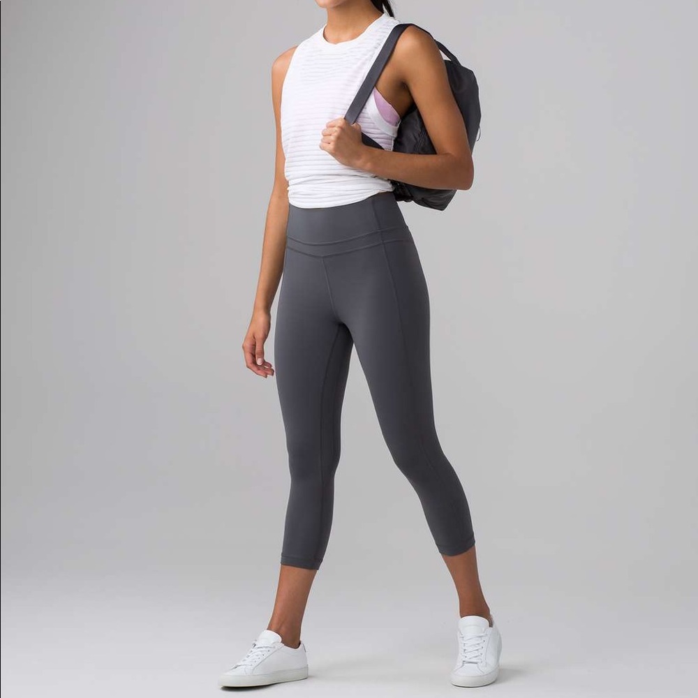 *SOLD ON MERC Pushing limits lululemon crop
