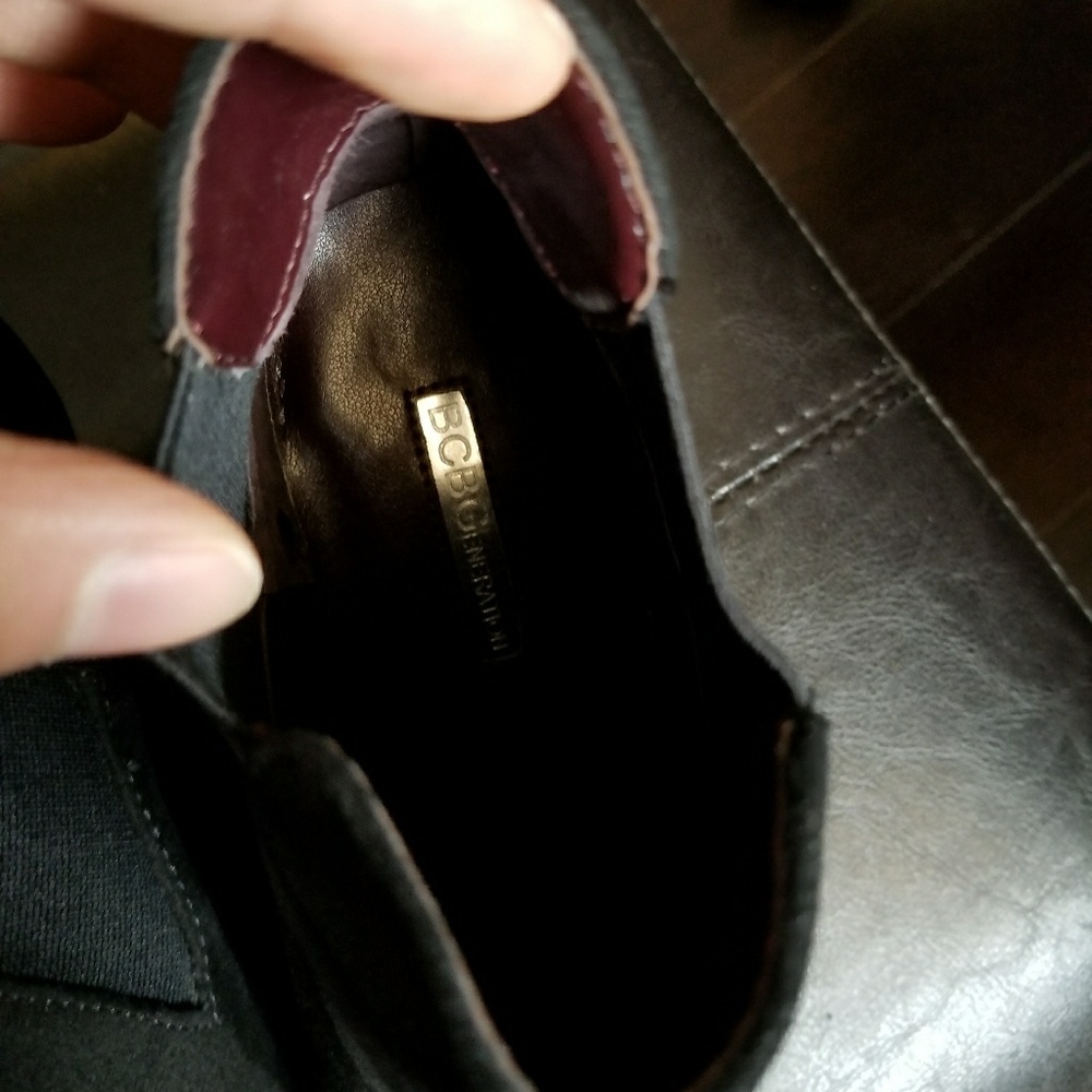 BCBGeneration Dolan Heeled Chelsea Ankle Boot - Picture 5 of 8