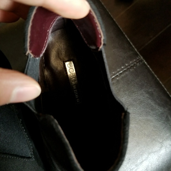 BCBGeneration Dolan Heeled Chelsea Ankle Boot - Picture 5 of 8