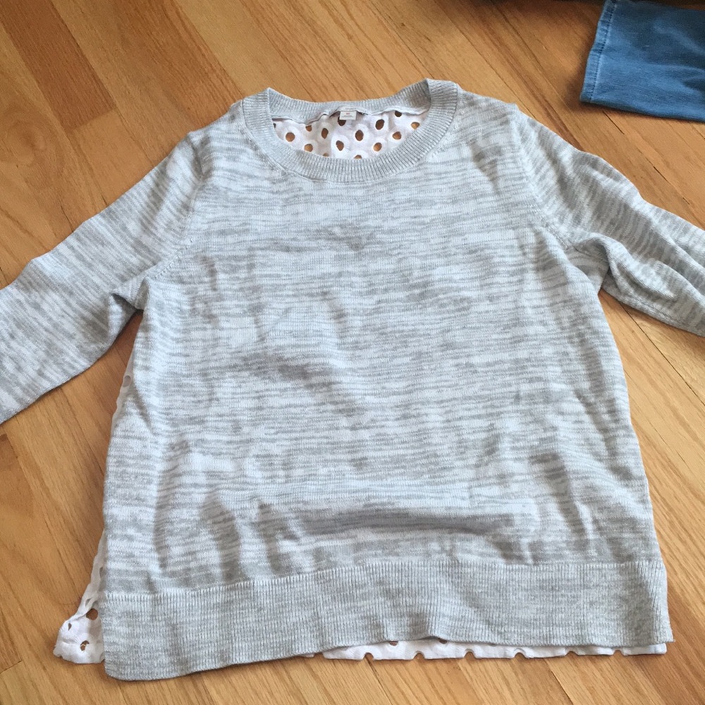 Gap sweater