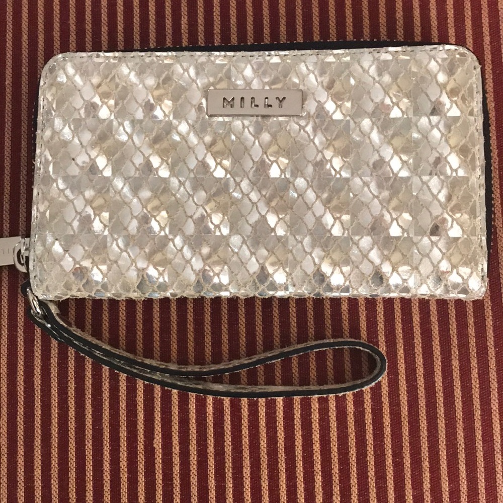 FLASH SALE!  Milly wristlet