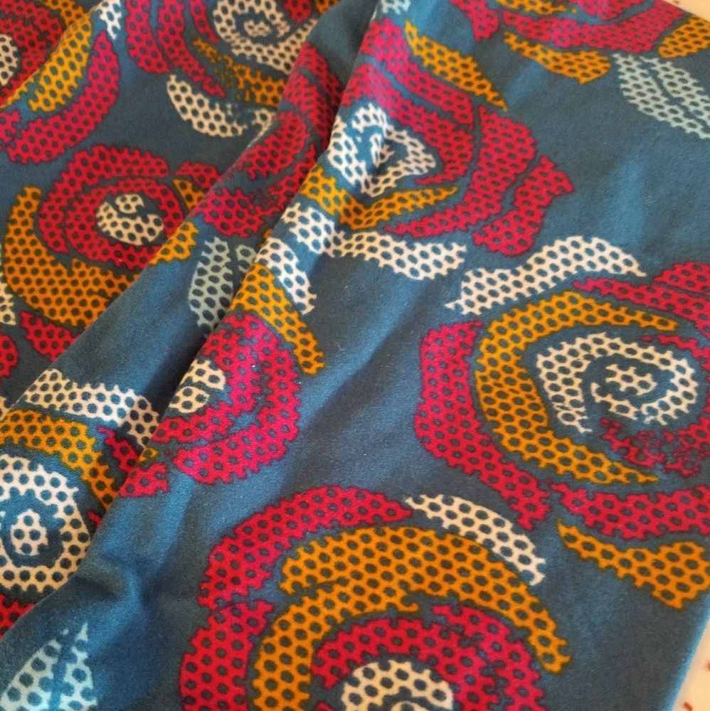 NWT OS Lularoe leggings