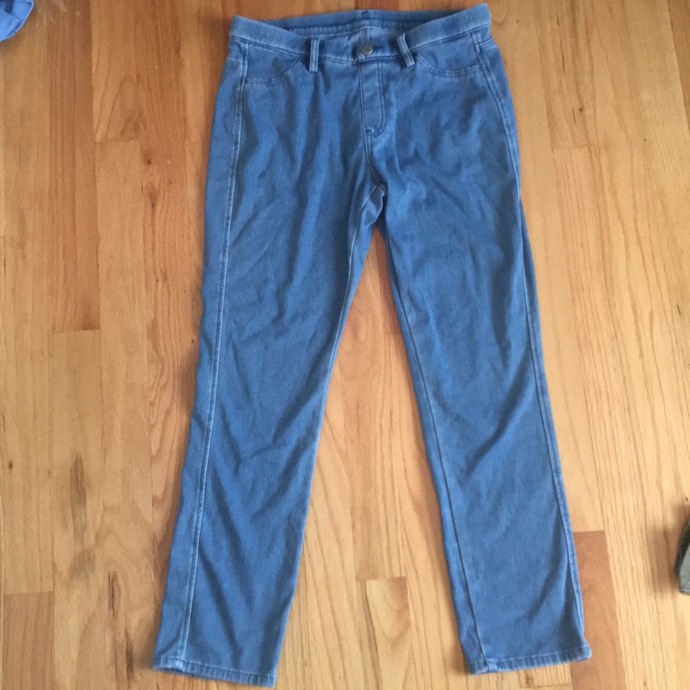 Uniqlo light blue jeggings