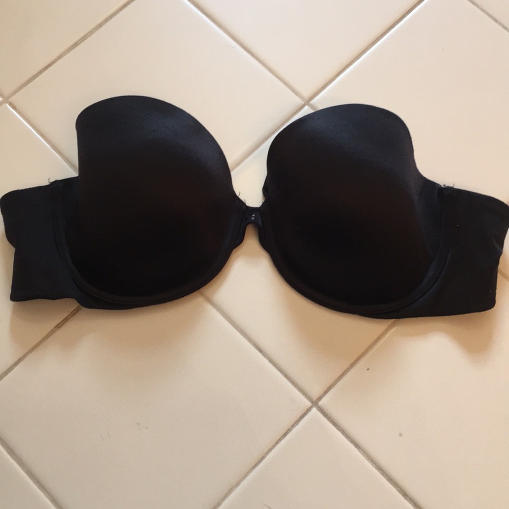Strapless bra