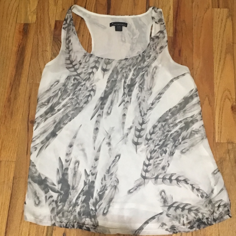 Forever21 feather white and gray racer back tank