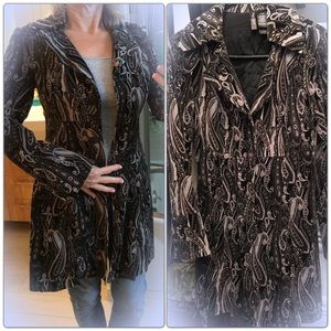 Pretty paisley jacket, size small