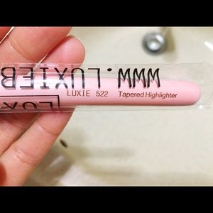 Luxie Brush 522 Tapered Highlighter Brush