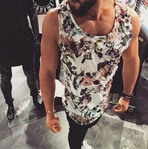 Stylish mens muscle gym tank top shirt S M L NWT