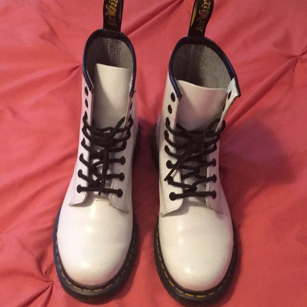 MAKE ME AN OFFER!!!! Dr. Martins