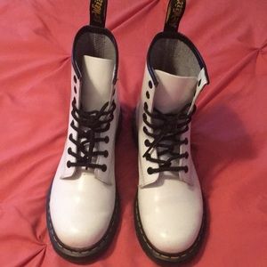 MAKE ME AN OFFER!!!! Dr. Martins