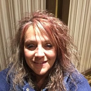 Meet your Posher, April