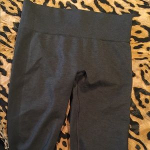 Lululemon size 12 leggings/tights like new!!