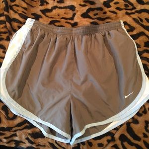Nike shorts size L great condition!