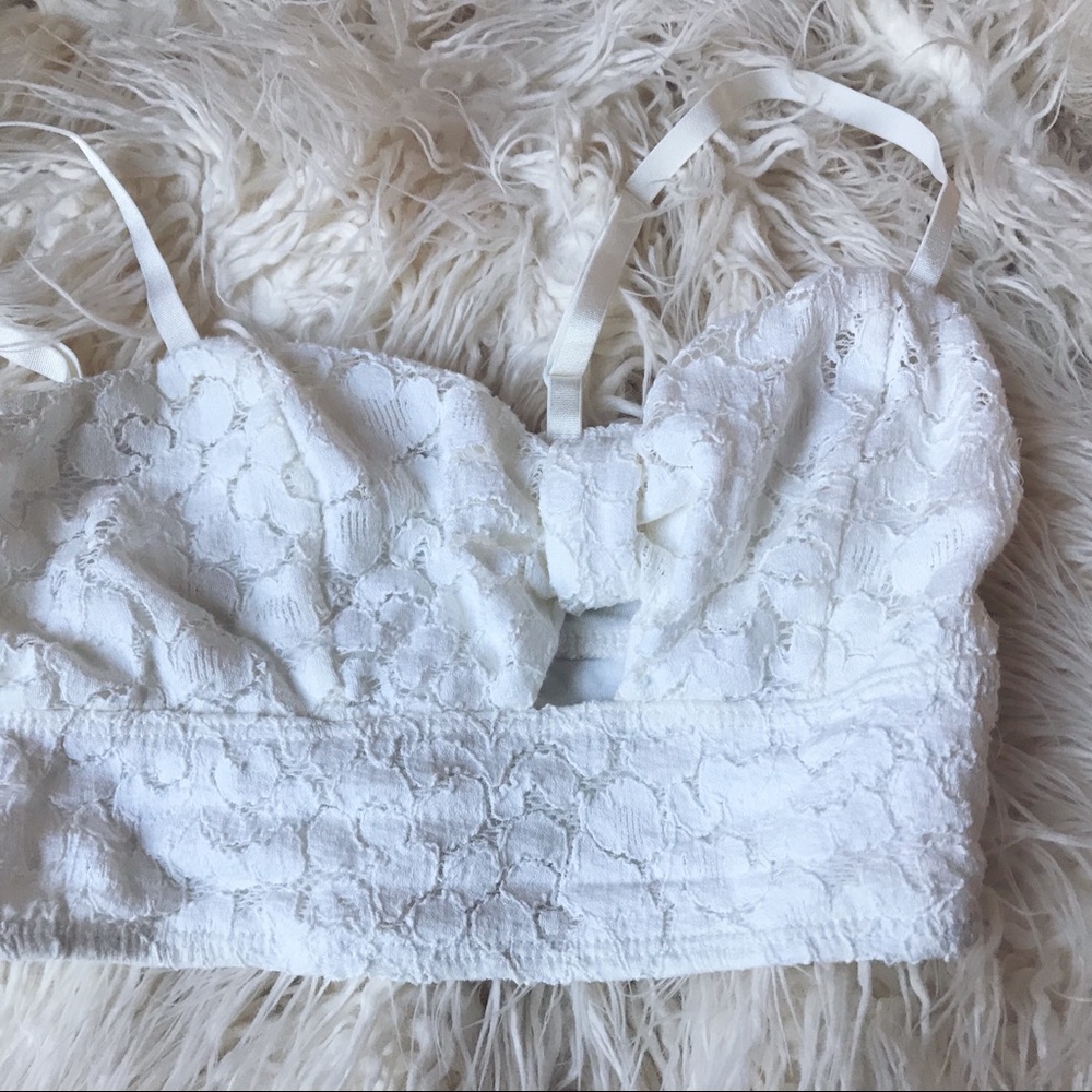 White ROXY bralett