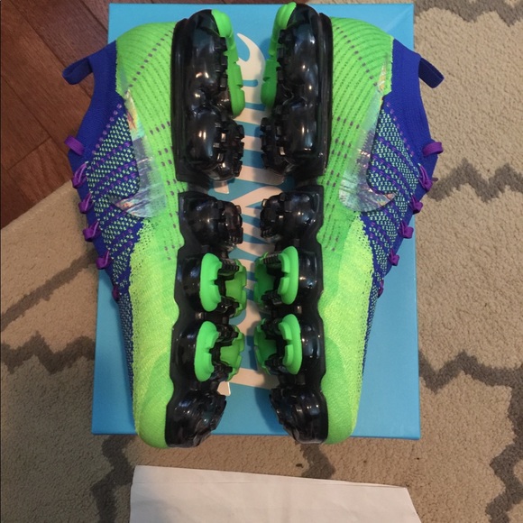 SOLD! SOLD! Nike Air Vapormax Doerenbecher - Picture 3 of 8