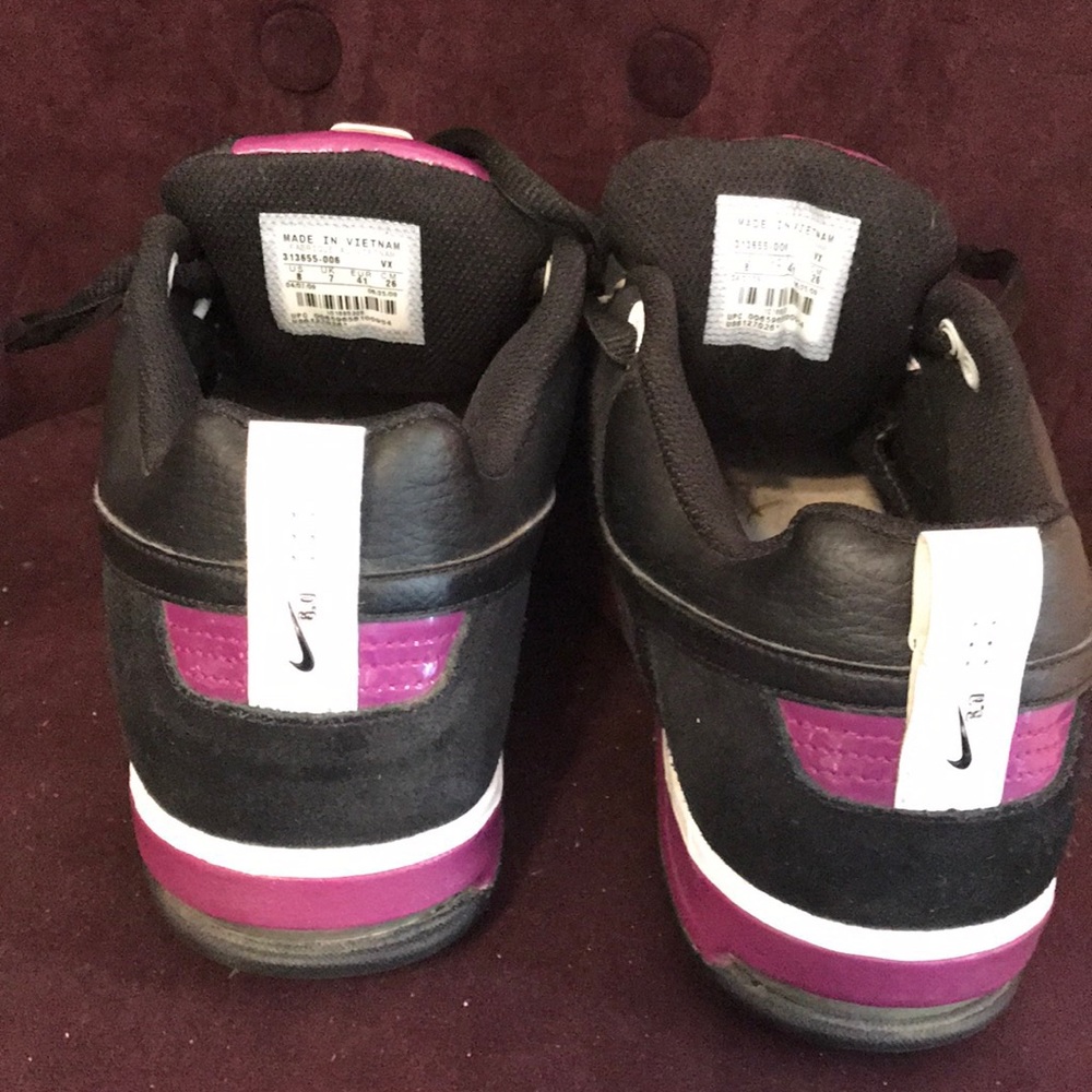 Nike 6.0 - Black & Raspberry size 8 - Picture 4 of 4