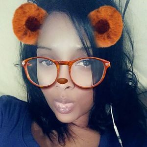 Meet your Posher, Bella