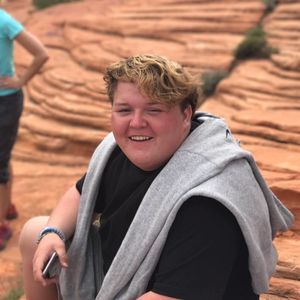 Meet your Posher, Eli