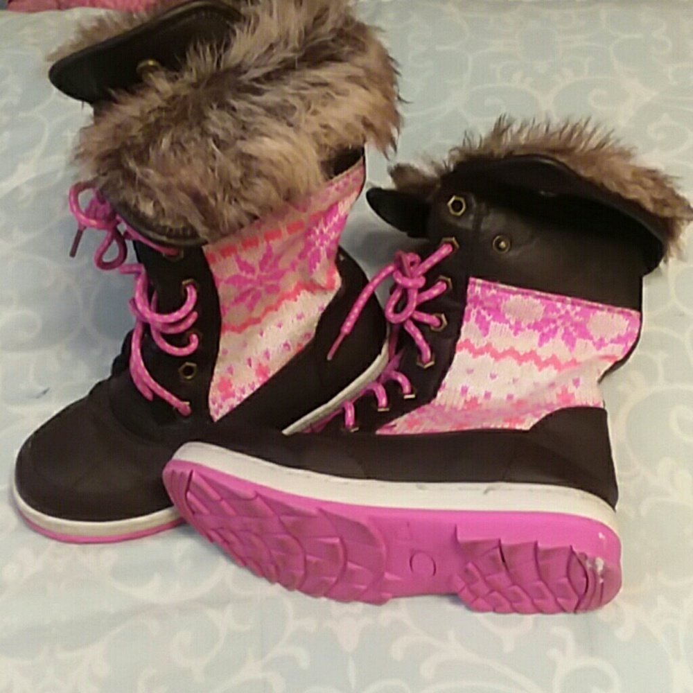 Kids boots