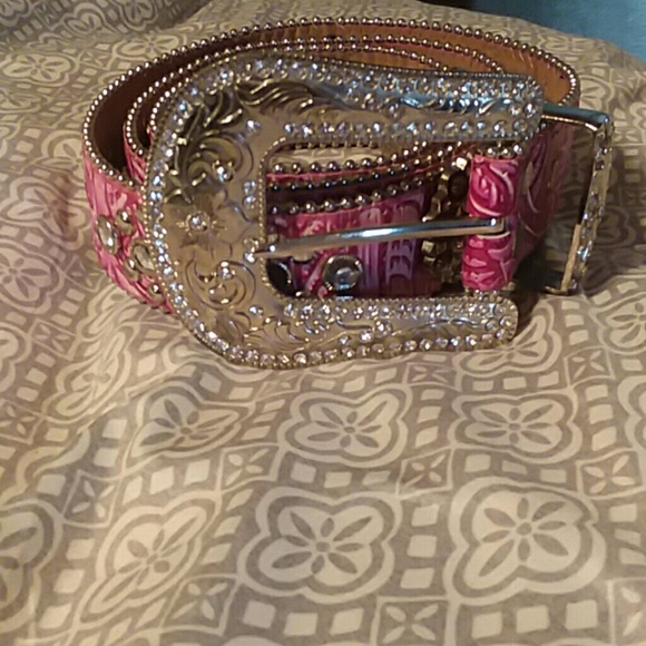 Belt - Picture 3 of 4