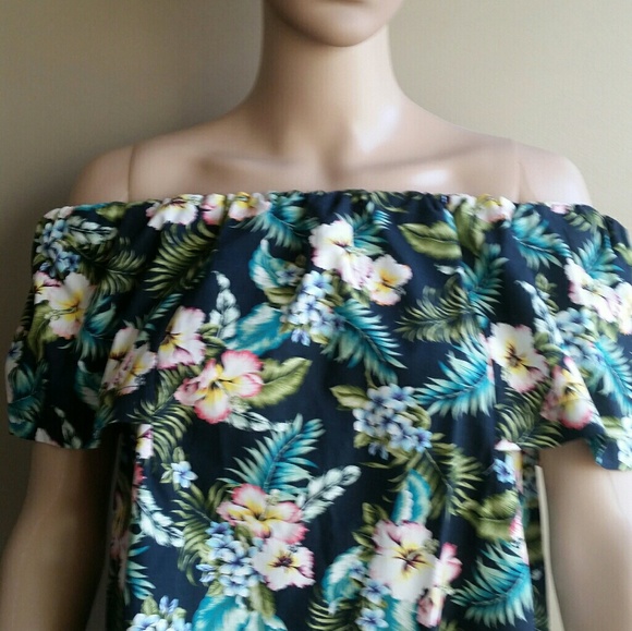 TOPSHOP Floral Off the Shoulder Top NWT - Picture 6 of 8