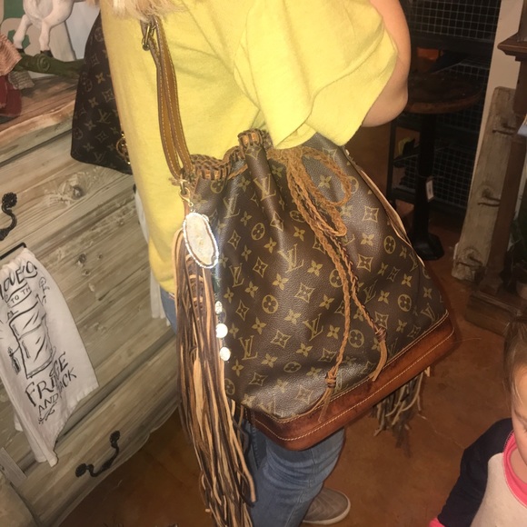 Louis Vuttion bought for 1400$ - Picture 3 of 3