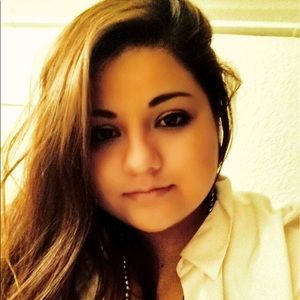 Meet your Posher, Loriana