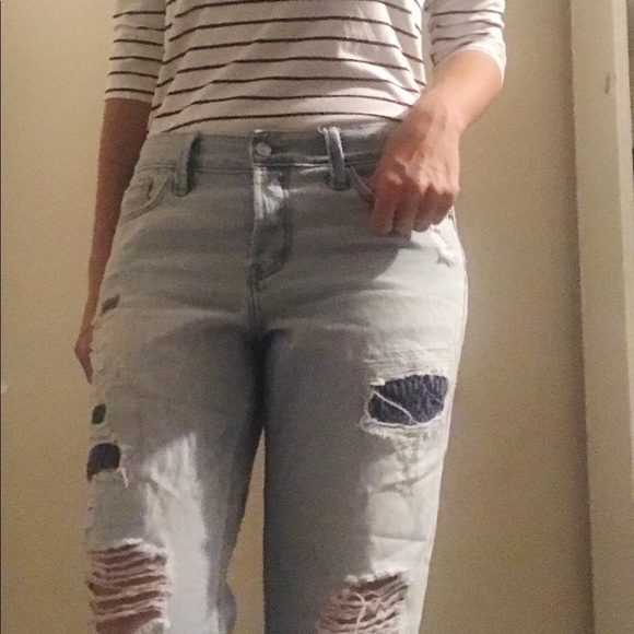 Abercrombie & Fitch Straight Boyfriend Jean - Picture 6 of 6