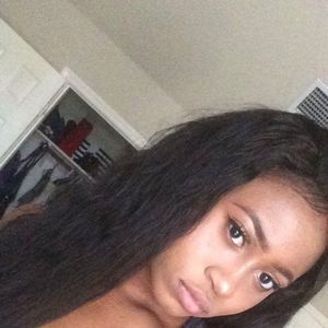 Meet your Posher, Faith