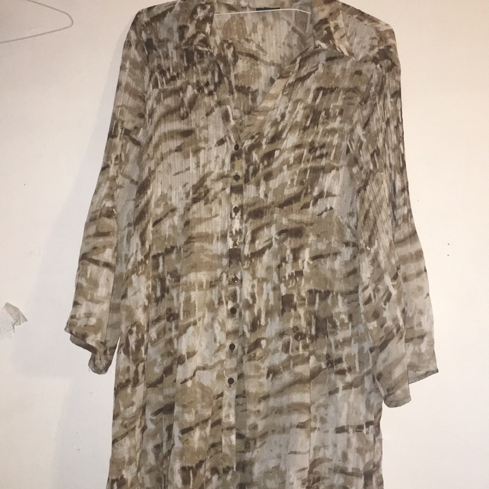 Brown and gray sweater to Utah Thigh