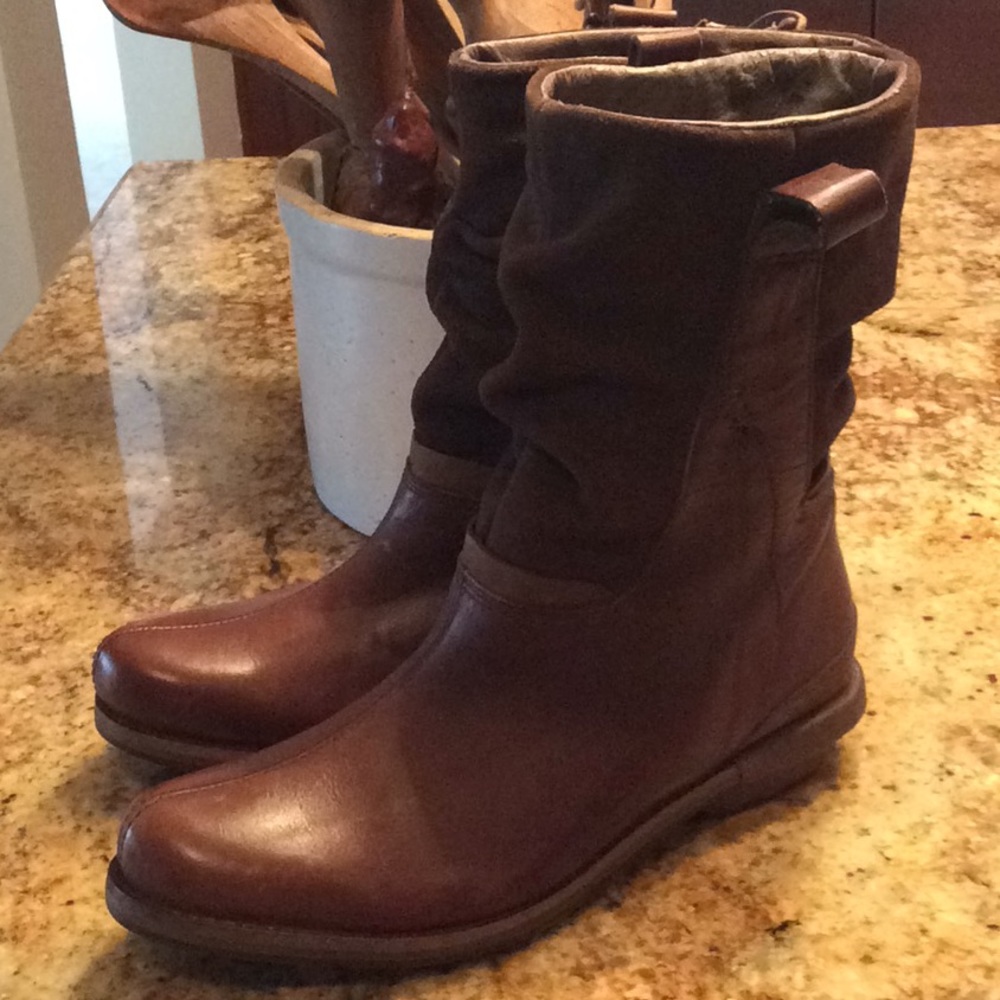 Women’s Patagonia Addie Ankle Boots NWOT