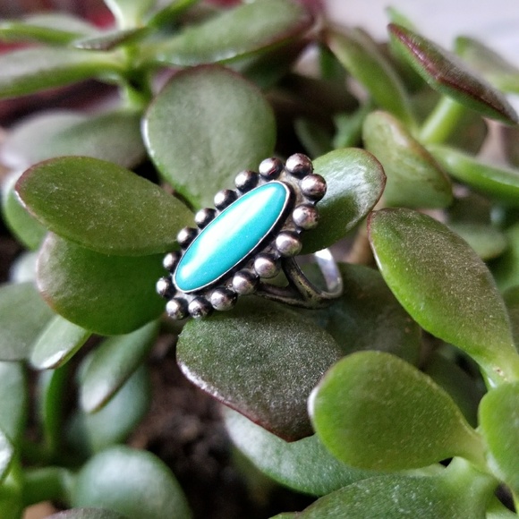 Vintage Sterling Ring - Picture 5 of 5