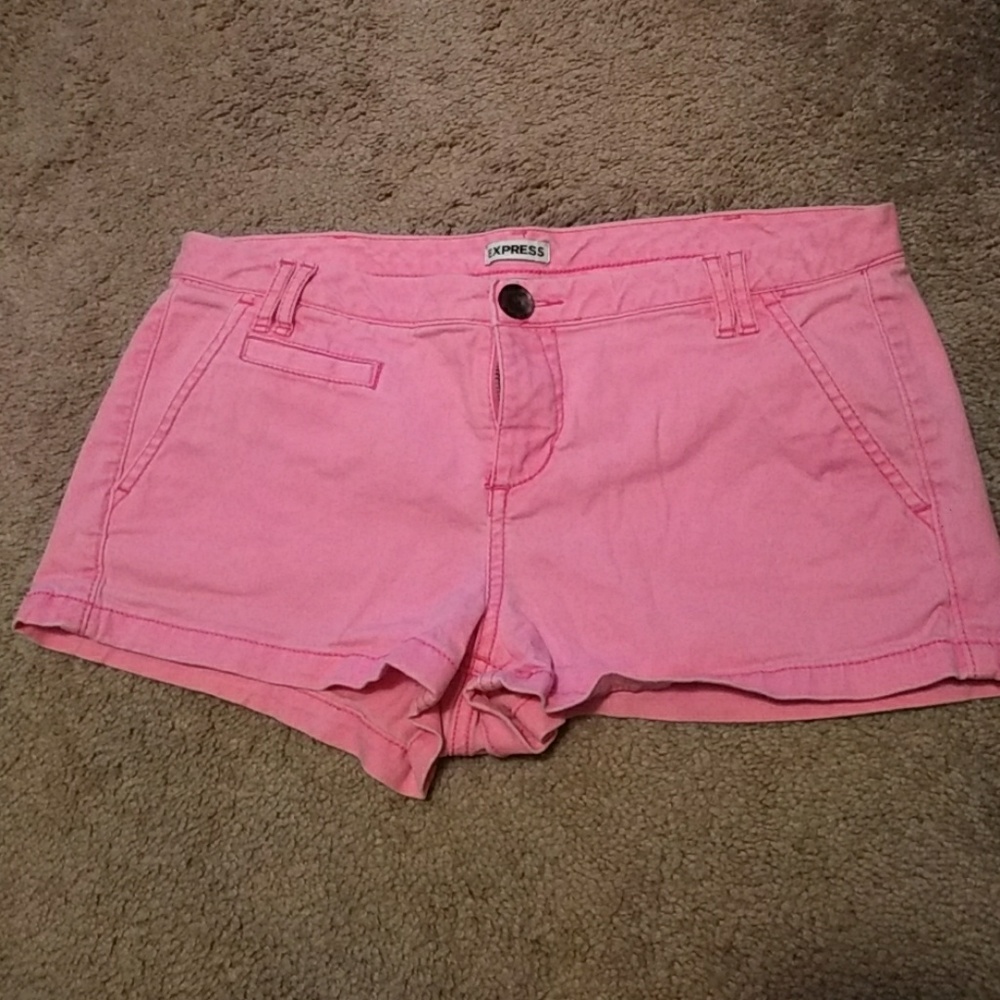 Express Shorts
