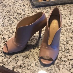 Nine West Nude heel