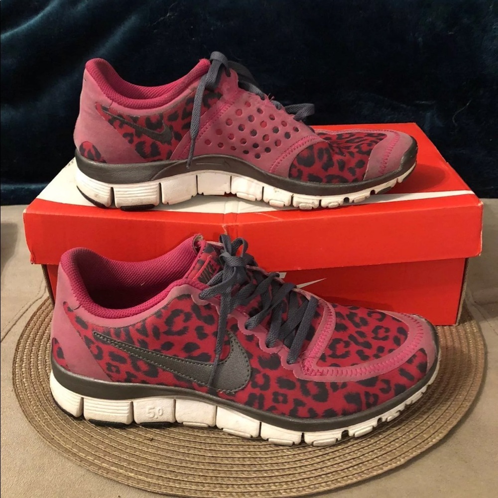 Nike shoes women