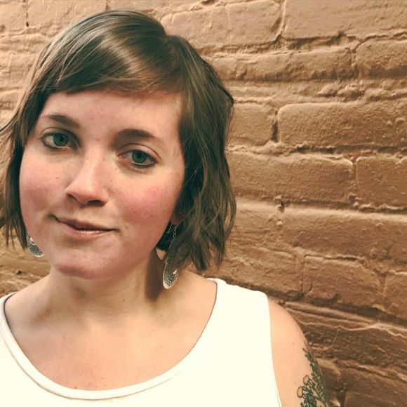 Meet your Posher, Meghan - Picture 1 of 1