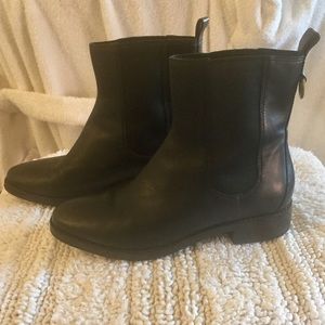 Black Cole Haan boots
