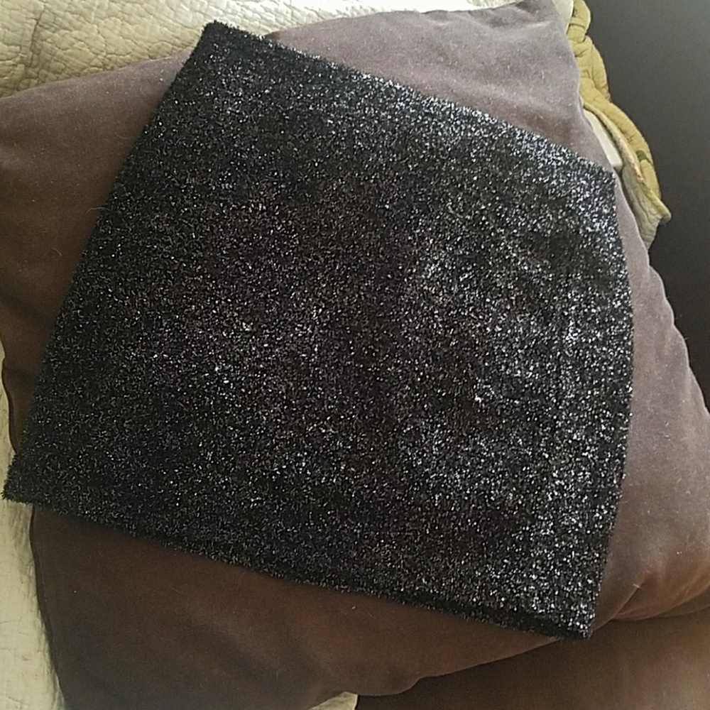 Black tinsel skirt