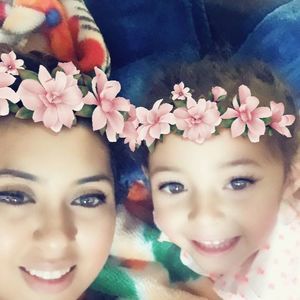 Meet your Posher, Selena