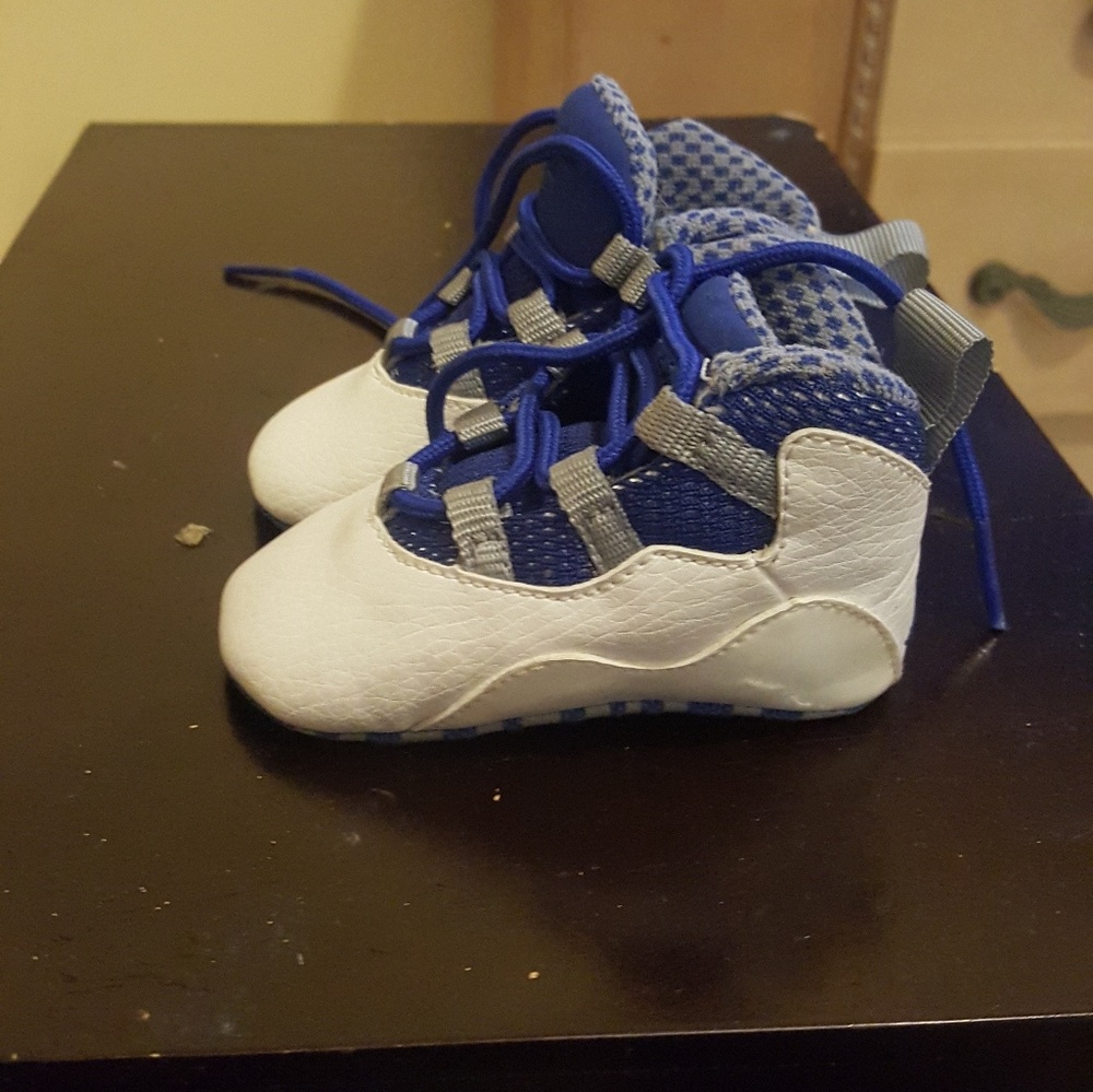 Baby shoes