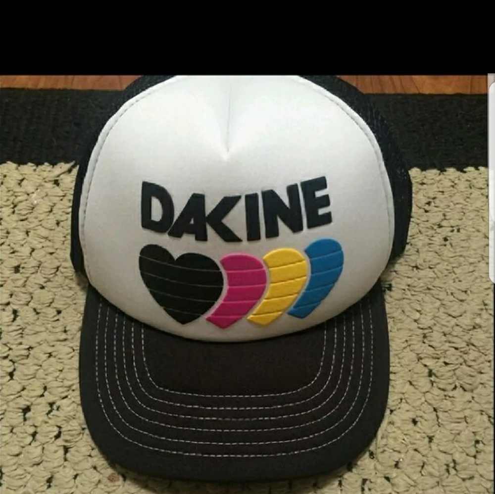 NWOT Dakine Hat