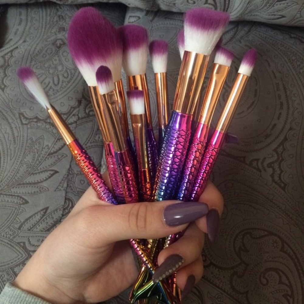 Make up brush set