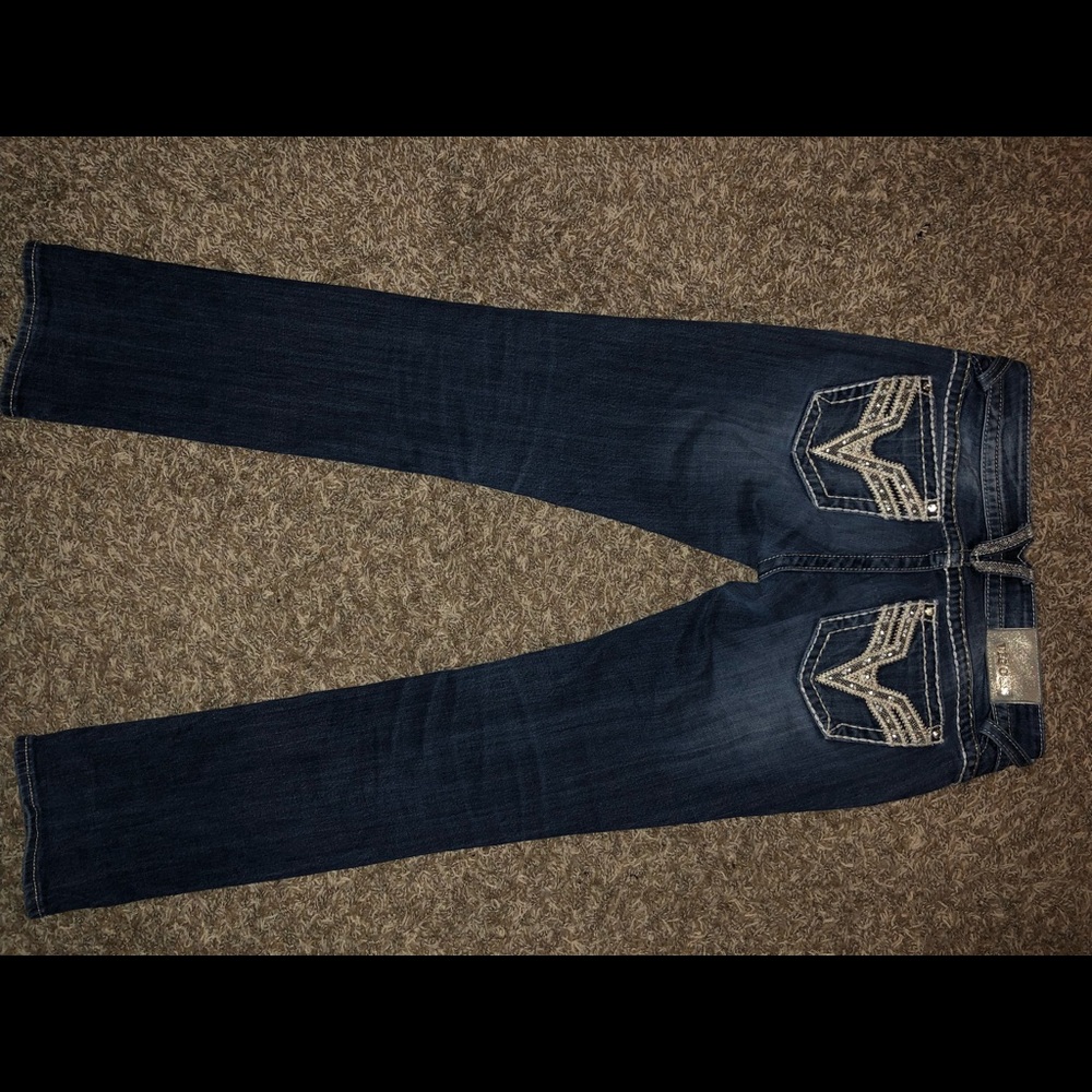 Sold - Picture 2 of 5