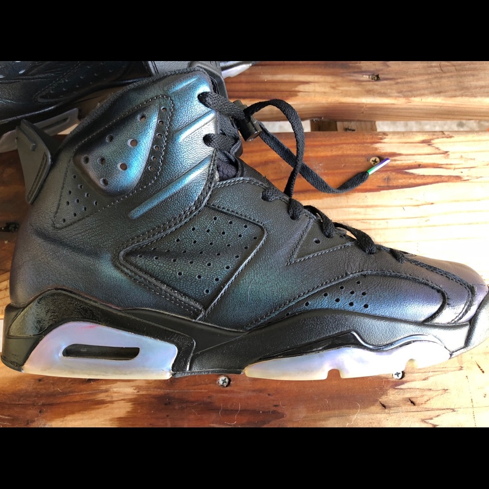 💙SOLD💙Air Jordan 6 Chameleon on OfferUp