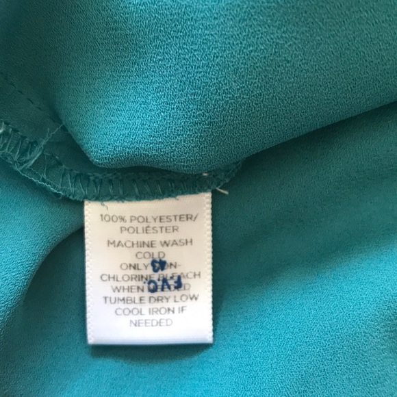 LOFT button down blouse - Picture 4 of 4