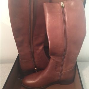 Authentic Coach - Easton NWT