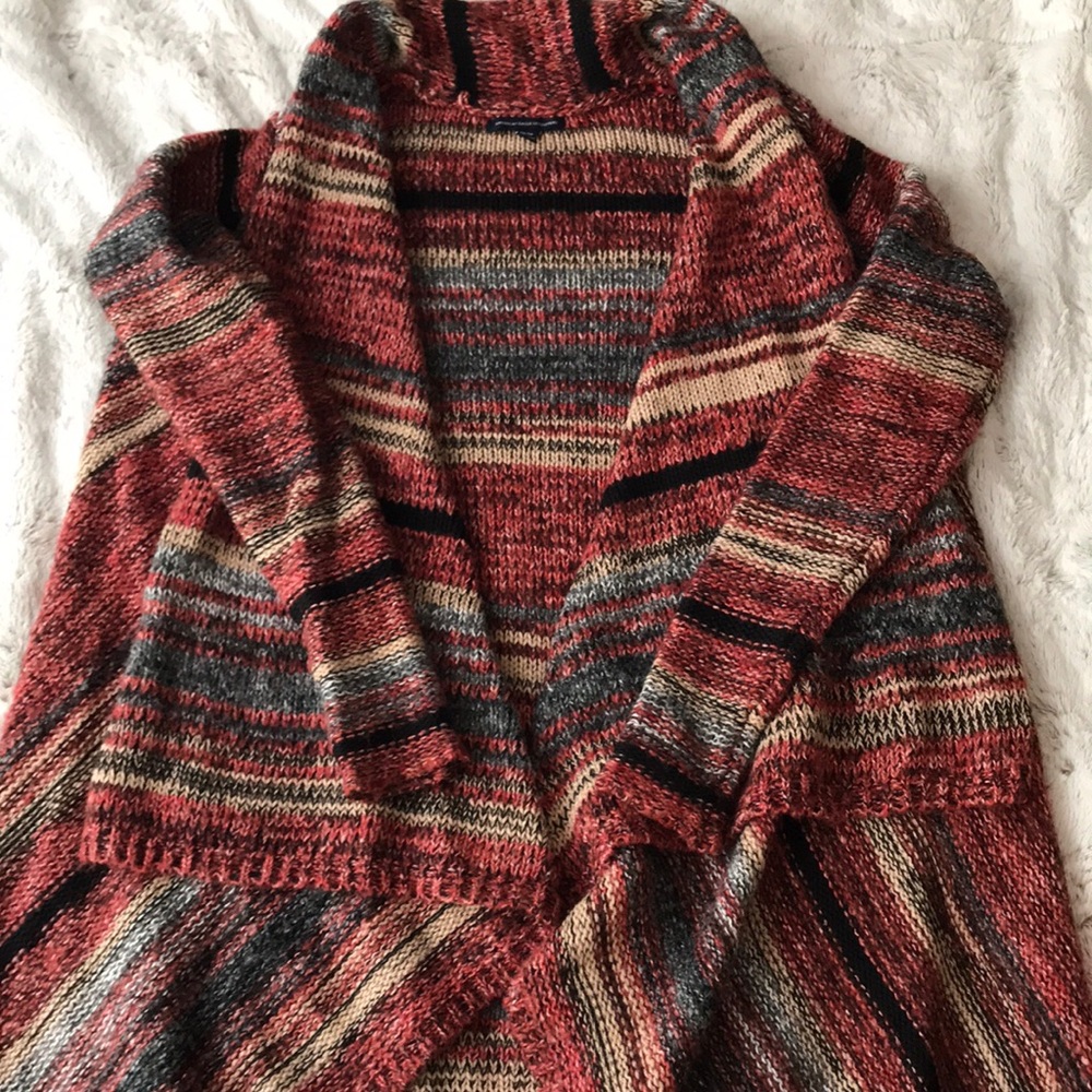 American Eagle Hugh-Low Cardigan