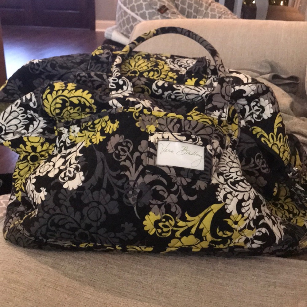 Vera Bradley weekender bag in Baroque pattern